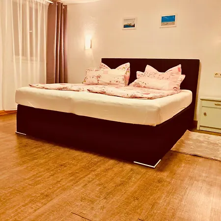 Apartman Nebenan *